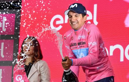 Su equipo, Movistar Team, junto a entes gubernamentales, consiguieron concretar la sorpresa para el ciclista.