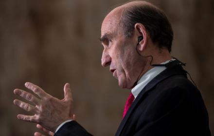 Elliott Abrams ofreció declaraciones a los medios en el Departamento de Estado en Washington D.C, este miércoles 1 de mayo de 2019.