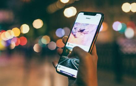 Los materiales del móvil chino Huawei P30 Pro cuestan un 38,18% de su precio final y los del estadounidense iPhone XR un 38,50%.
