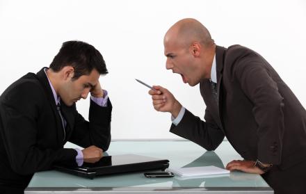 Referencial. Es posible corregir al jefe cuando ha hecho algo mal. Sin embargo, hay parámetros que permiten lograr un buen feedback y solucionar los problemas en una organización.
