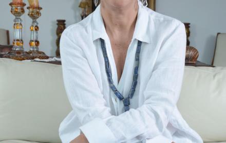 Shirma Guayasamín, hija de Oswaldo Guayasamín y Luce DePeron.