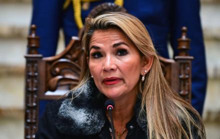La decisión de la presidente interina, Jeanine Áñez, llega en momentos de alta tensión en Bolivia.