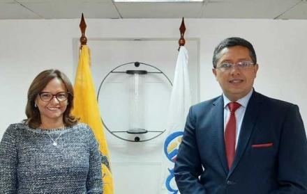 Otro de los temas que fue tratado por Cruz y Cabezas fue el apoyo a la aprobación de una ley que permita recuperar los capitales que fueron desviados para actos de corrupción.