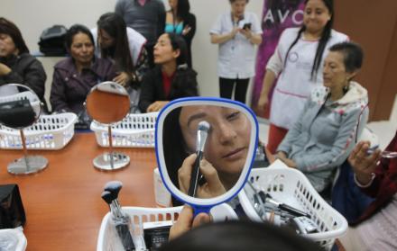 Maquillaje para levantar el autoestima