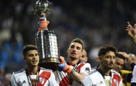River Plate intentará revalidar su título ante Flamengo de brasil.