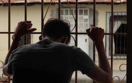 Mauricio está decidido a rehabilitarse y aunque sabe que la enfermedad la va a tener de por vida, ha prometido mantenerse limpio y prepararse para dar charlas antidrogas.