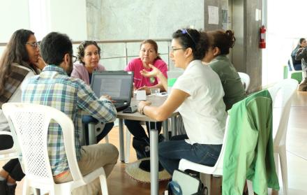 Las mesas de trabajo recogieron las ideas de los galapagueños.