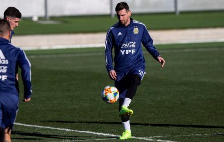Referencial. Entrenamiento de Messi con la selección argentina.