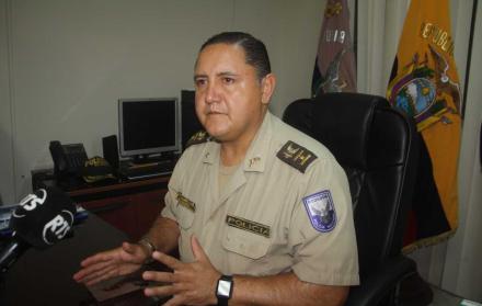 El jefe del comando policial de Santa Elena, Paúl Aguirre estuvo al mando del operativo Costa 1.