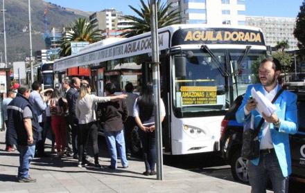El alcalde de Quito, Jorge Yunda, recordó que cerca de 2.600 buses contaminantes serían sustituidos por eléctricos.