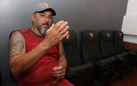 Siempre entramos a ganar, además soy muy positivo y por eso creo que Barcelona ganará el Clásico del Astillero.