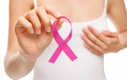 La autoexploración resulta la mejor manera de detectar el cáncer de mama en etapas tempranas.