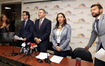 Proyecto. Esta semana, el bloque de SUMA presentó su propuesta de reformas constitucionales. Hasta el momento es el único entregado oficialmente.