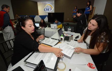 De acuerdo al calendario, la campaña electoral inicia el 5 de febrero y termina el 21 de marzo, y el silencio electoral se extiende entre el 22 y el 24 de marzo.
