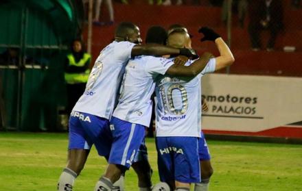 Macará se ubica en la cima del torneo nacional.