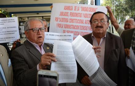 Referencial. Jubilados creen que fue ignorado un desacato de la Constitución de la República en la época de Rafael Correa.