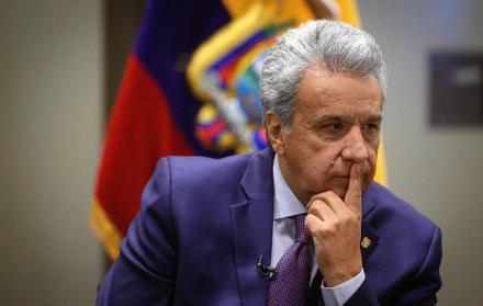 El 20 noviembre de 2019, Moreno envió un comunicado al presidente de la Asamblea, César Litardo, para pedirle que se retire temporalmente ese pago.