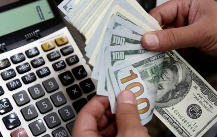 Referencial. Las nuevas reformas tributarias impactarán en el bolsillo de los ecuatorianos porque el mercado tenderá a hacerse más costoso.