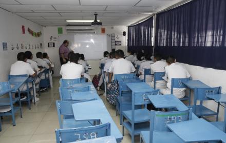 Problema. En el ciclo Costa se trató de reanudar las clases el lunes pasado, pero la inasistencia fue alta.