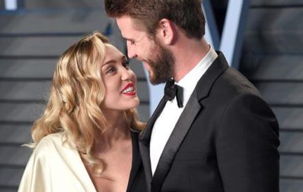 Cyrus se desahogó en Twitter luego del pedido de divorcio.