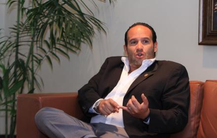 Francisco Egas, presidente de la FEF, indicó que el organismo que lidera apoyará en este proyecto gubernamental con escuelas de fútbol.