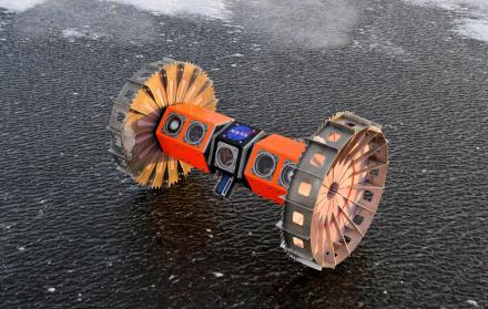 El robot Bruie, uno de los artefactos tecnológicos que será utilizado para la exploración de la luna de Júpiter en 2025.