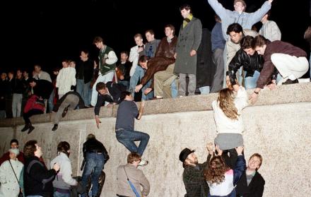 6 personajes claves en la caída del muro de Berlín