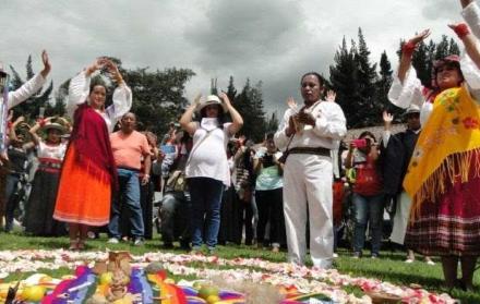 Los ecuatorianos y los habitantes de otros países del hemisferio norte tienen la oportunidad de experimentar el día más largo del año.