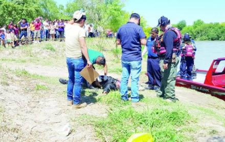El migrante ecuatoriano se habría lanzado al río junto a más personas, guiados por traficantes de migrantes, sin embargo la fuerte corriente lo arrastró.