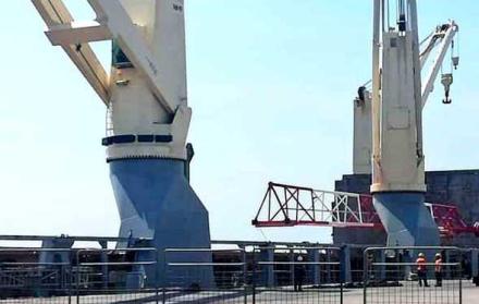 La adquisición de las dos grúas móviles es parte de la inversión realizada en la primera fase concesión.