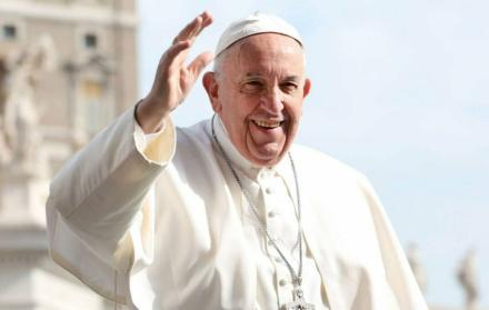 El papa Francisco llega a Tailandia, primera etapa de una gira por Asia