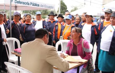 La institución ecuatoriana patrocina a quienes carecen de medios para defenderse.