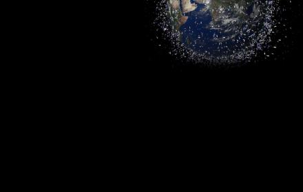 Desde 2002, las potencias espaciales del mundo han cumplido con un código de conducta informal para evitar la creación de esa basura, y las Naciones Unidas han respaldado una resolución en tal sentido.