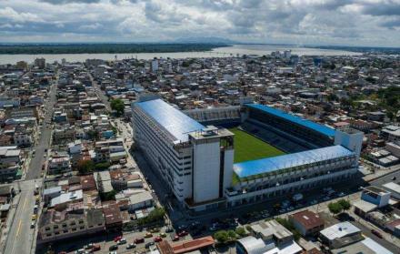 Por este 12 de mayo únicamente, el estadio Banco Pacífico Capwell será nombrado Katherine Cronin.