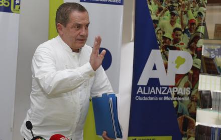 Cargos. Patiño fue ministro de Economía, Defensa y excanciller de Correa.