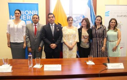 La Gobernación del Guayas firmó un convenio con ONU Mujeres