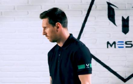 La colección de ropa de Leo Messi fue diseñada por Virginia Hilfiger y es dirigida por su hermana, María Sol Messi.