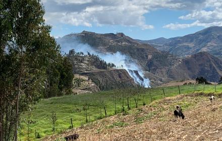 Uno de los incendios ocurridos en el Austro ecuatoriano la semana pasada.
