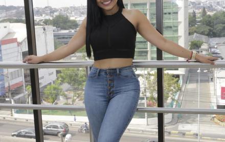 Evelyn Vanessa es parte del programa En Contacto.