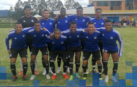 Emelec tuvo dos equipos distintos para cada uno de los encuentros con Patriotas Boyacá.