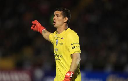 El Técnico Universitario asegura que el golero tiene un contrato firmado con ellos hasta el 2021. 