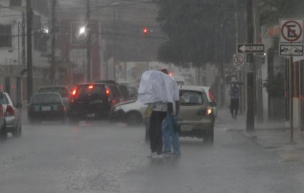 El temporal se presentará también acompañado de ráfagas de viento.