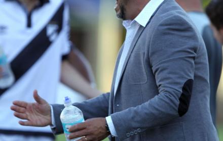 “Siempre le dije a Pablo Rivero (su agente) que dirigir a Barcelona me seducía mucho. Grande en Ecuador y muy reconocido en América”, comentó el exestratega de Peñarol