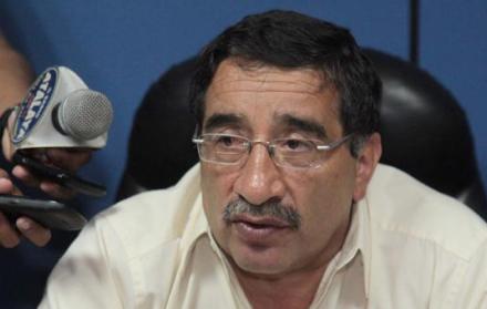 De la Torre acompañó a Carlos Villacís durante su periódo a cargo de la FEF.