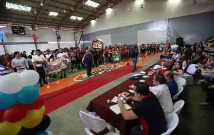 El evento se realizó en el coliseo de la universidad.