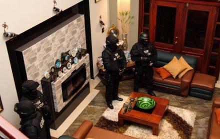 Se realizaron allanamientos en inmuebles de Quito y Guayaquil. 