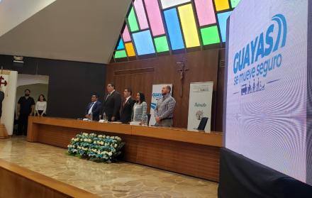Durante el lanzamiento de la campaña se firmó un convenio en el que participaron gremios y sindicatos de transporte.