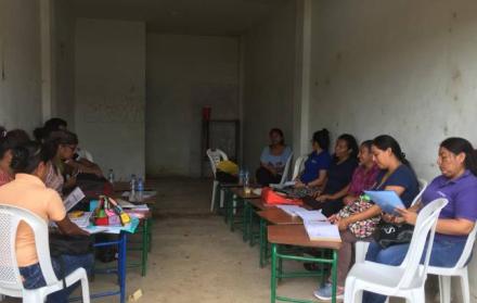 Esto se da luego de que EXPRESO publicara sobre las inundaciones que se registraron en la unidad educativa María Urrutia Barba del cantón Durán y los maestros realizaban sus planificaciones en un pequeño local.