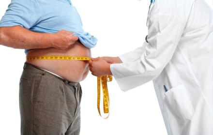 Tener demasiada grasa en el abdomen, entre otros factores, incide en la enfermedad cardíaca y también en la diabetes.