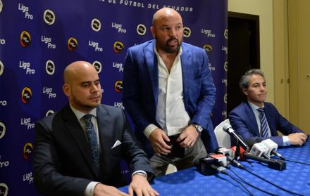 Se mantendrán los 16 clubes en Serie A, se jugarán 30 partidos y no habrá playoffs, explicó el presidente de la LigaPro, Miguel Loor..